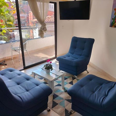 Casa Del Arbol Apto. 301 Medellín Esterno foto