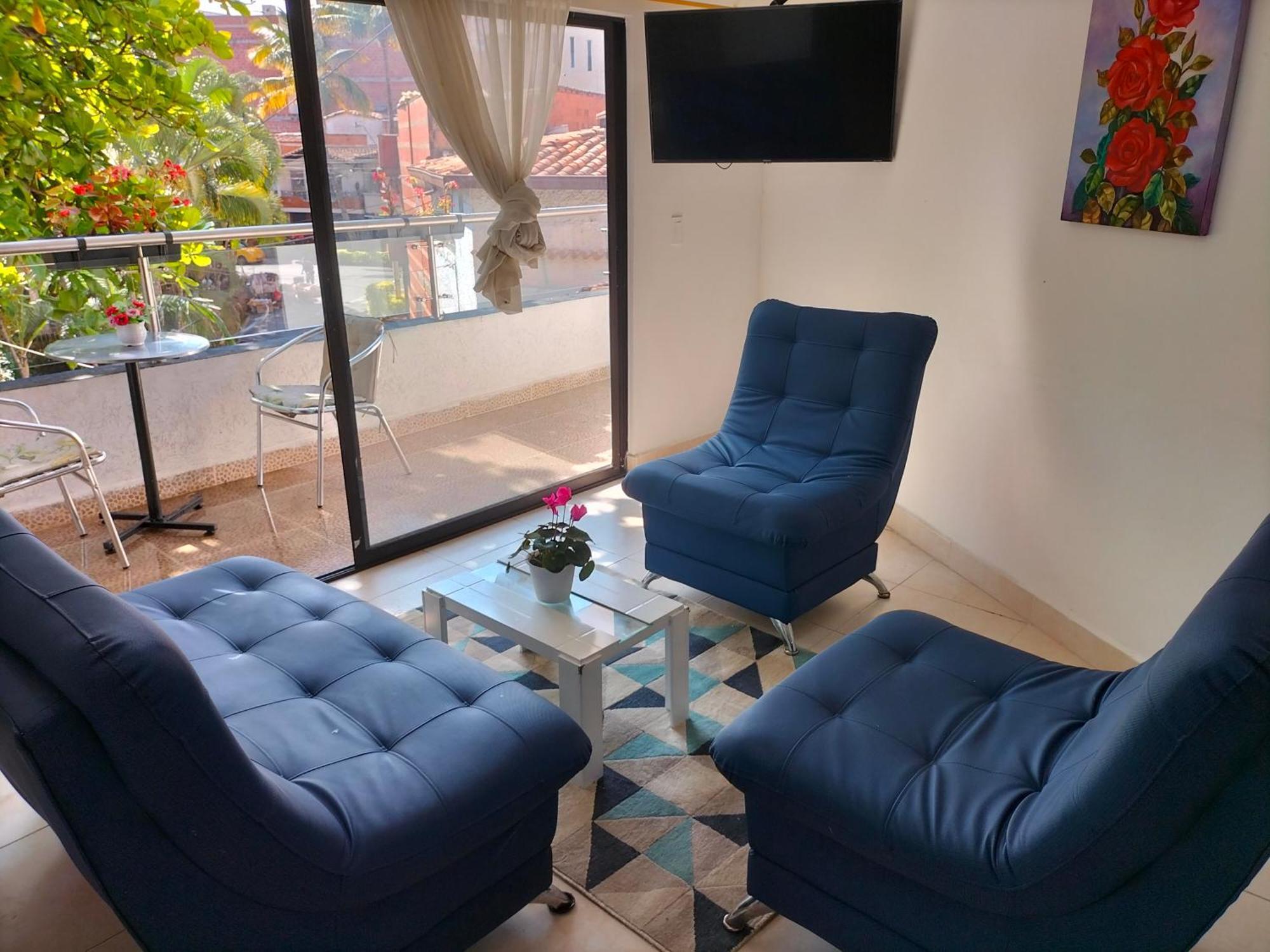 Casa Del Arbol Apto. 301 Medellín Esterno foto